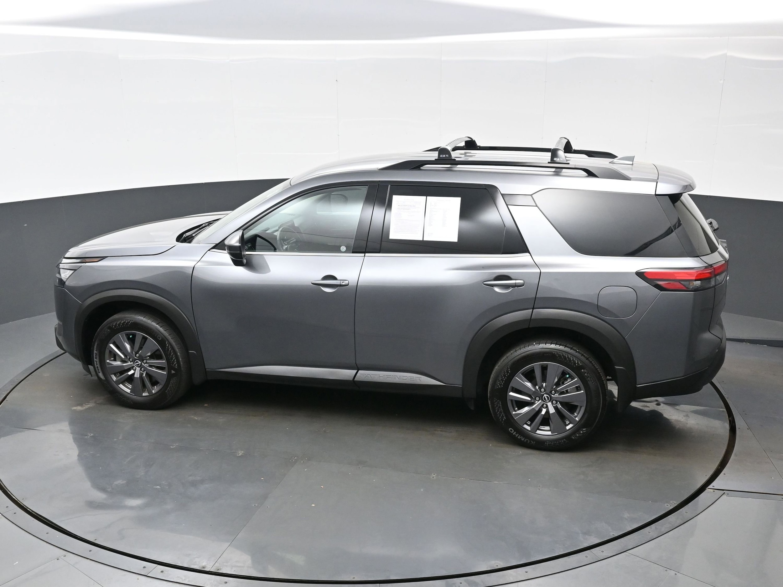 2023 Nissan Pathfinder SV - Photo 36