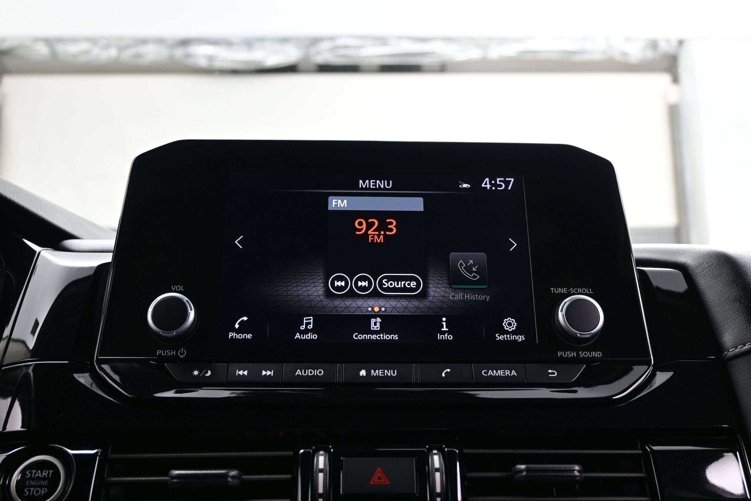 2023 Nissan Pathfinder SV - Photo 19