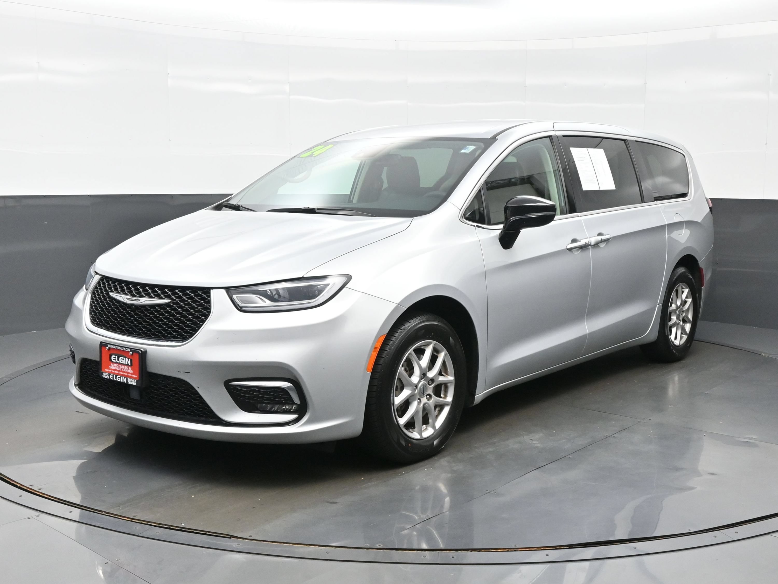 Used 2024 Chrysler Pacifica Touring L Van Passenger Van