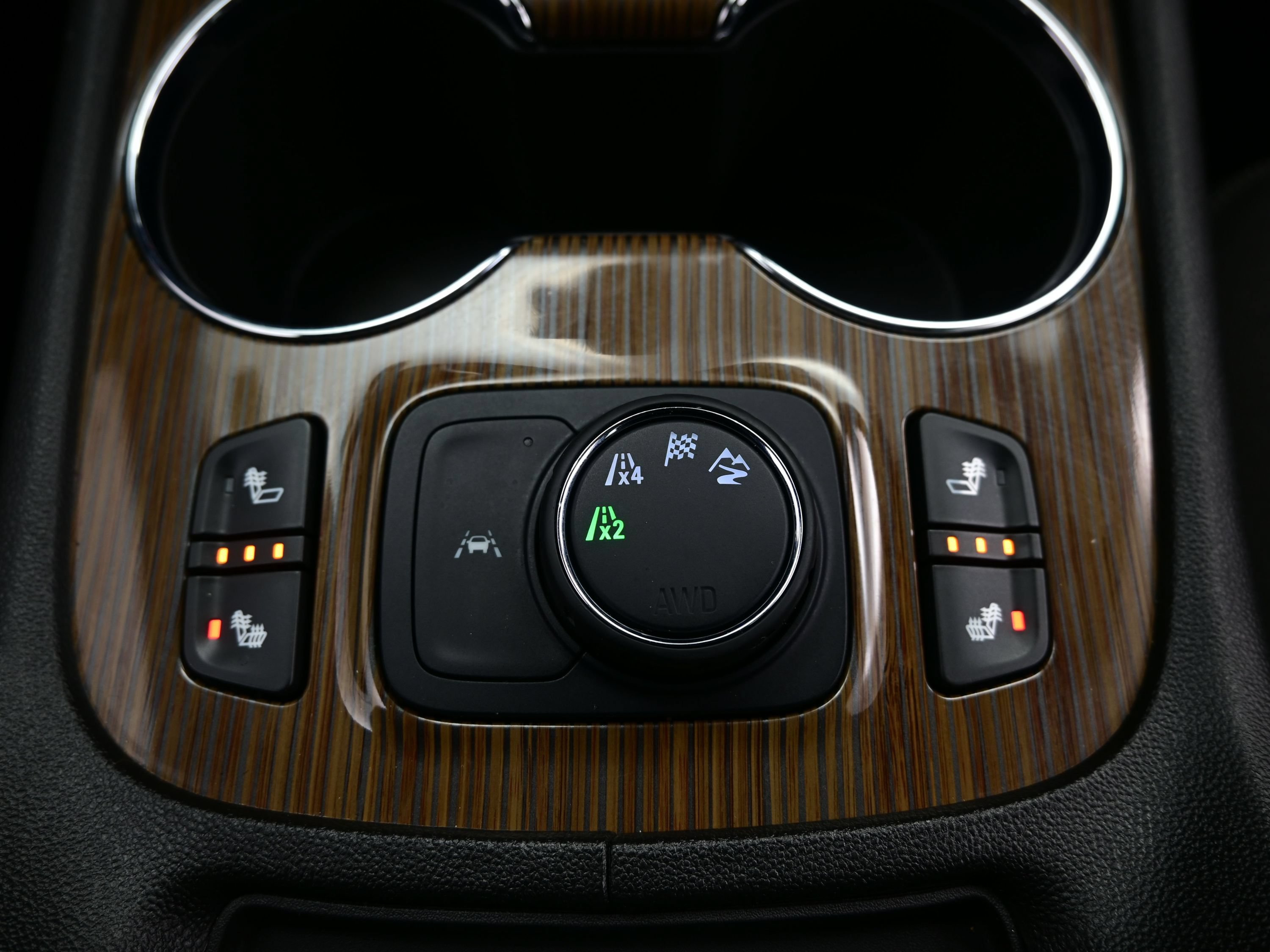 2022 GMC Acadia SLE - Photo 22