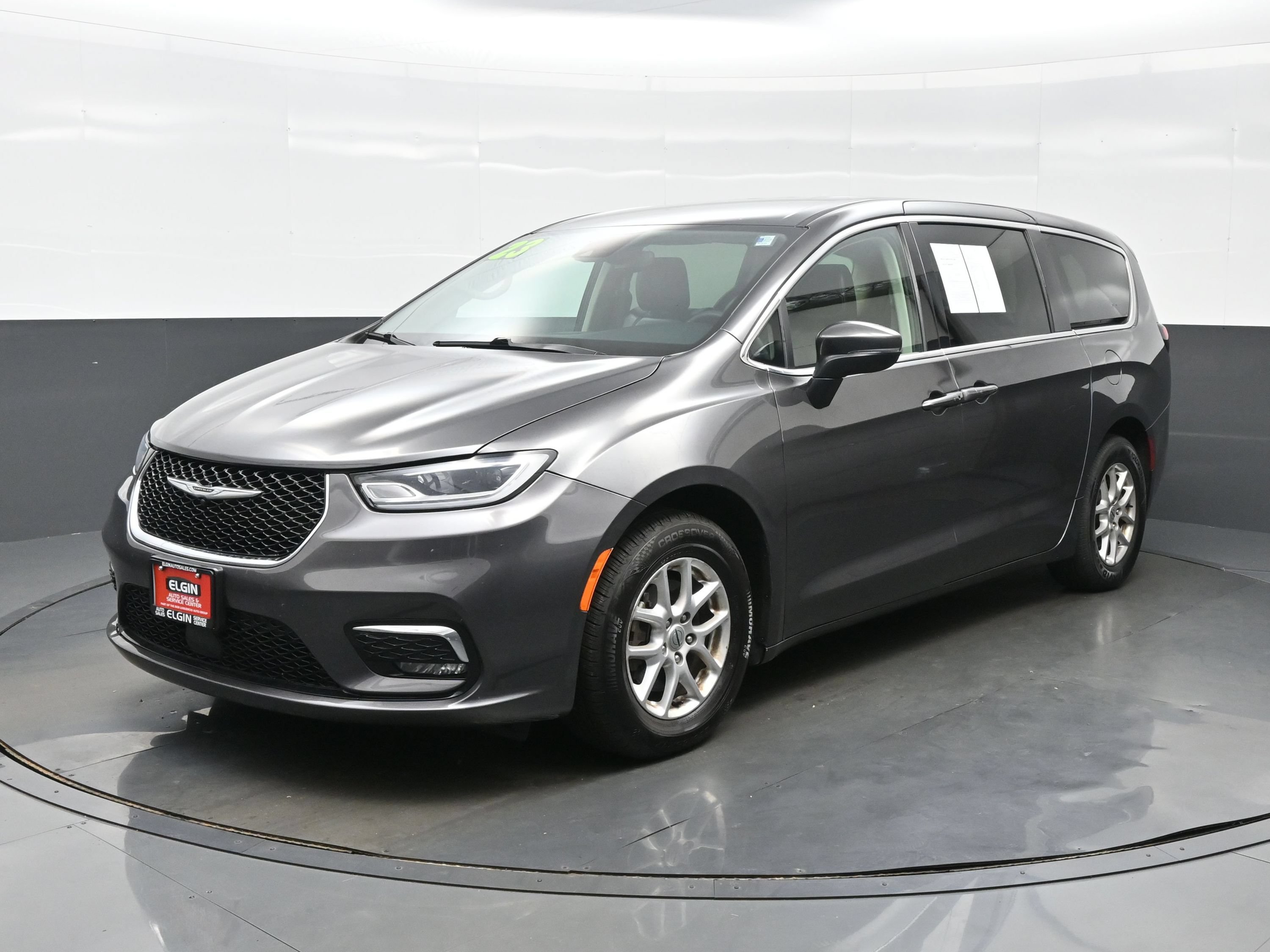 Used 2023 Chrysler Pacifica Touring L Van Passenger Van