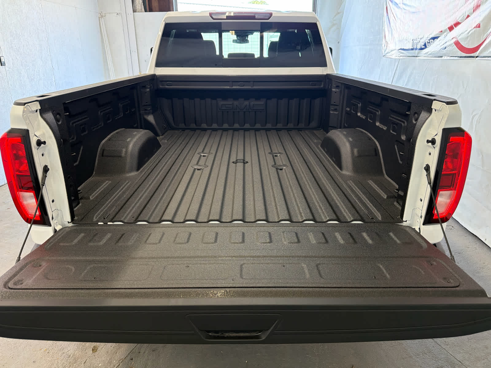 2026 GMC Sierra 2500HD SLE - Photo 14