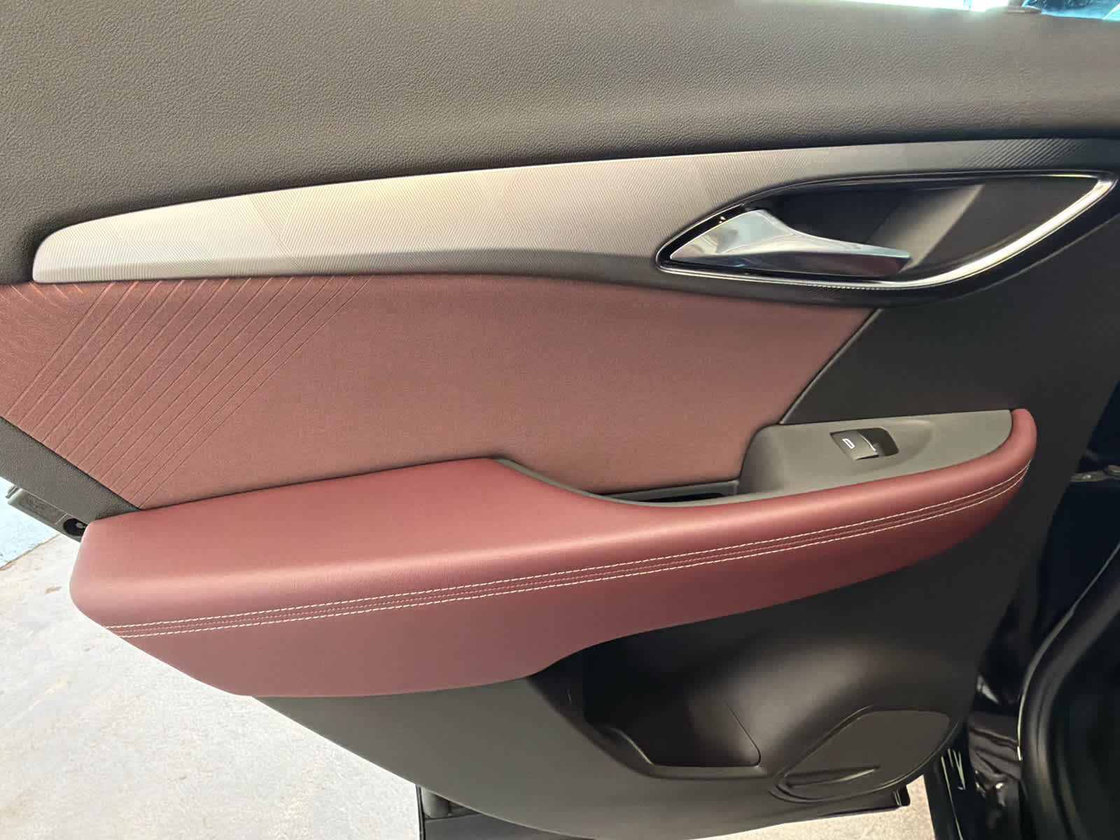 2026 Buick Envision Sport Touring - Photo 25