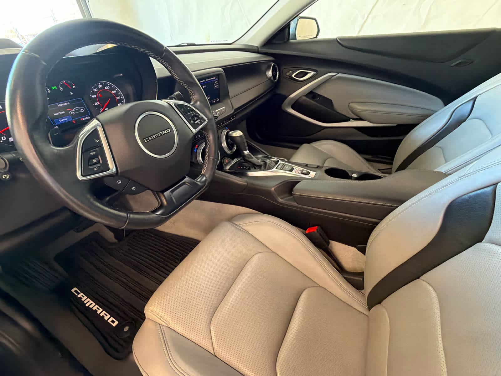 2023 Chevrolet Camaro 2LT - Photo 13