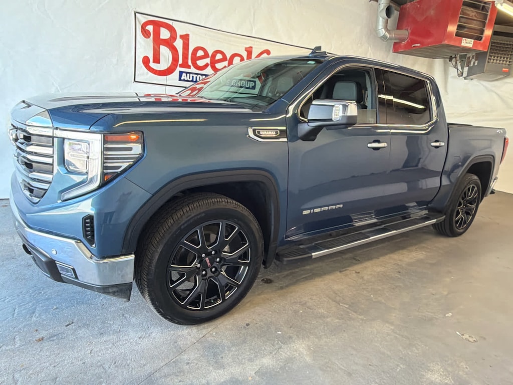 Used 2024 GMC Sierra 1500 SLT Truck Crew Cab