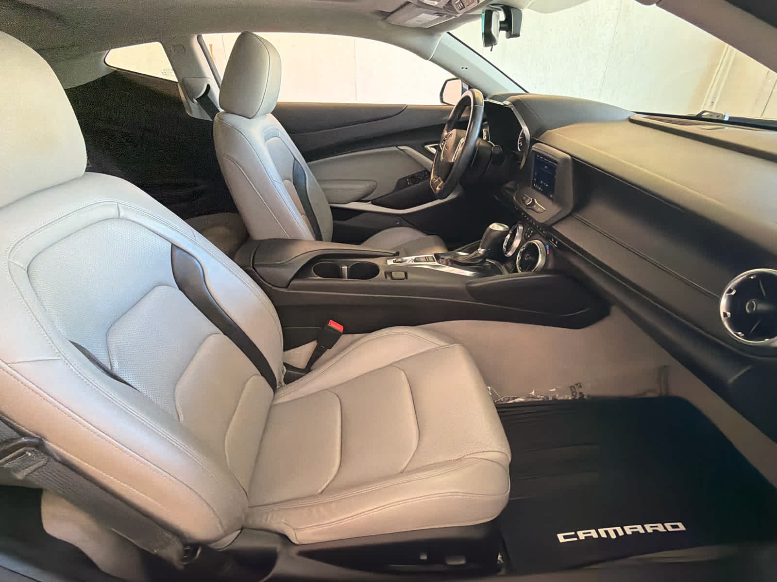 2023 Chevrolet Camaro 2LT - Photo 21