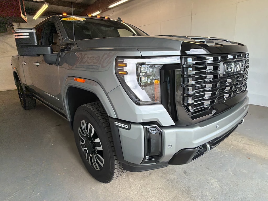 Used 2026 GMC Sierra 2500 HD Denali Ultimate Truck Crew Cab
