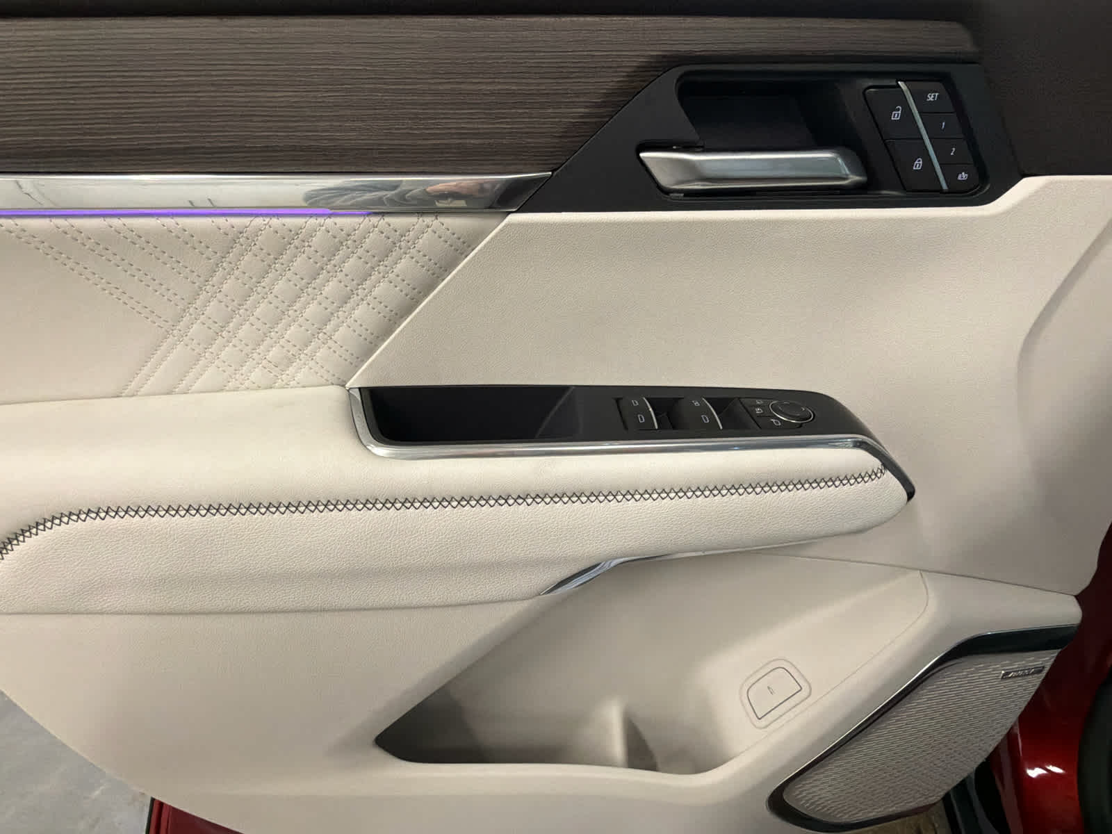 2026 GMC Acadia Denali - Photo 19