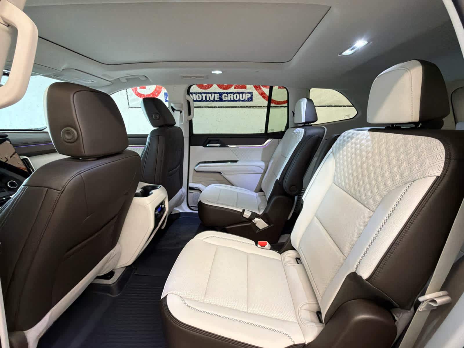 2026 GMC Acadia Denali - Photo 22