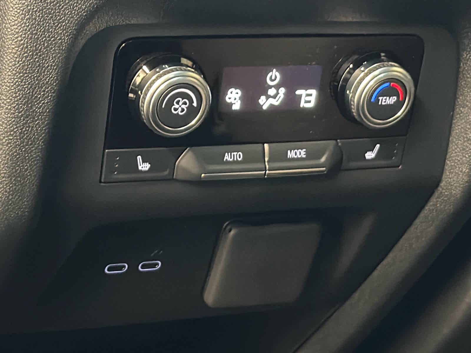 2027 GMC Acadia Elevation - Photo 22