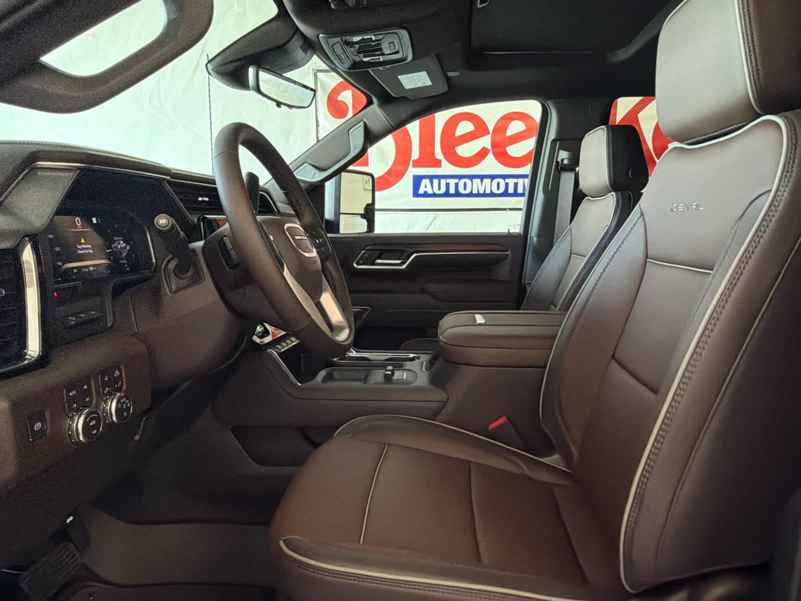 2026 GMC Sierra 2500HD Denali - Photo 16