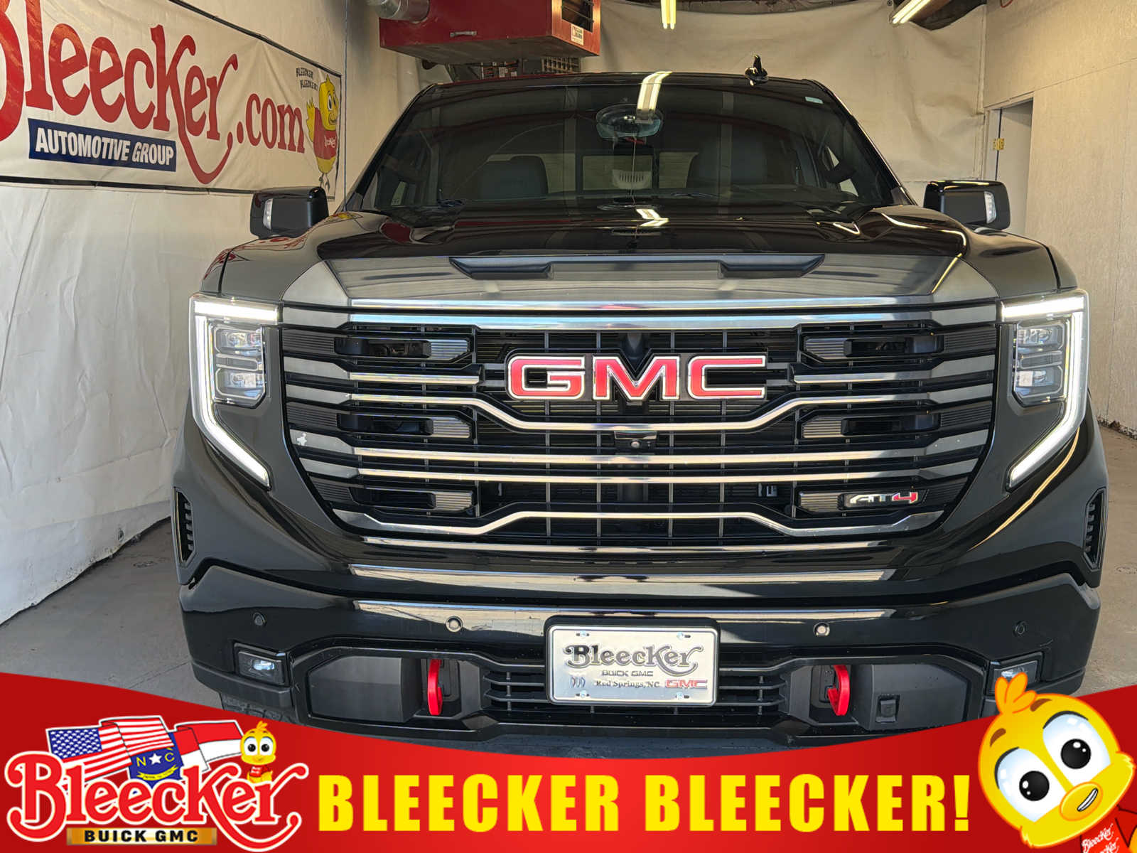 2023 GMC Sierra 1500 AT4