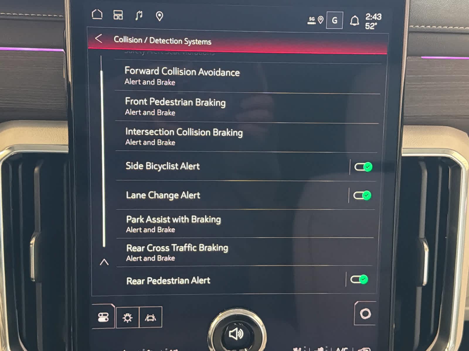 2026 GMC Acadia Denali - Photo 54