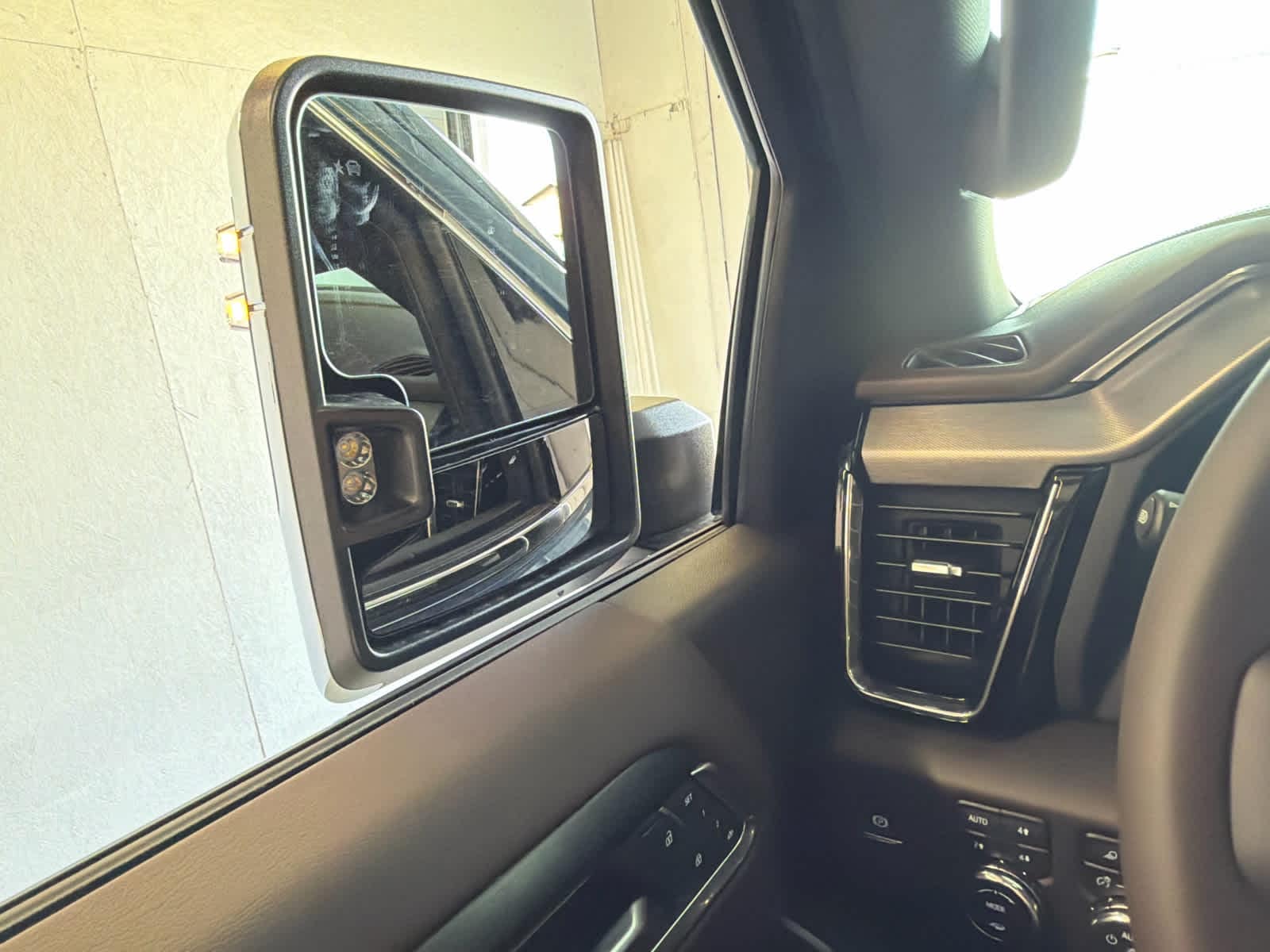 2026 GMC Sierra 2500HD Denali - Photo 59