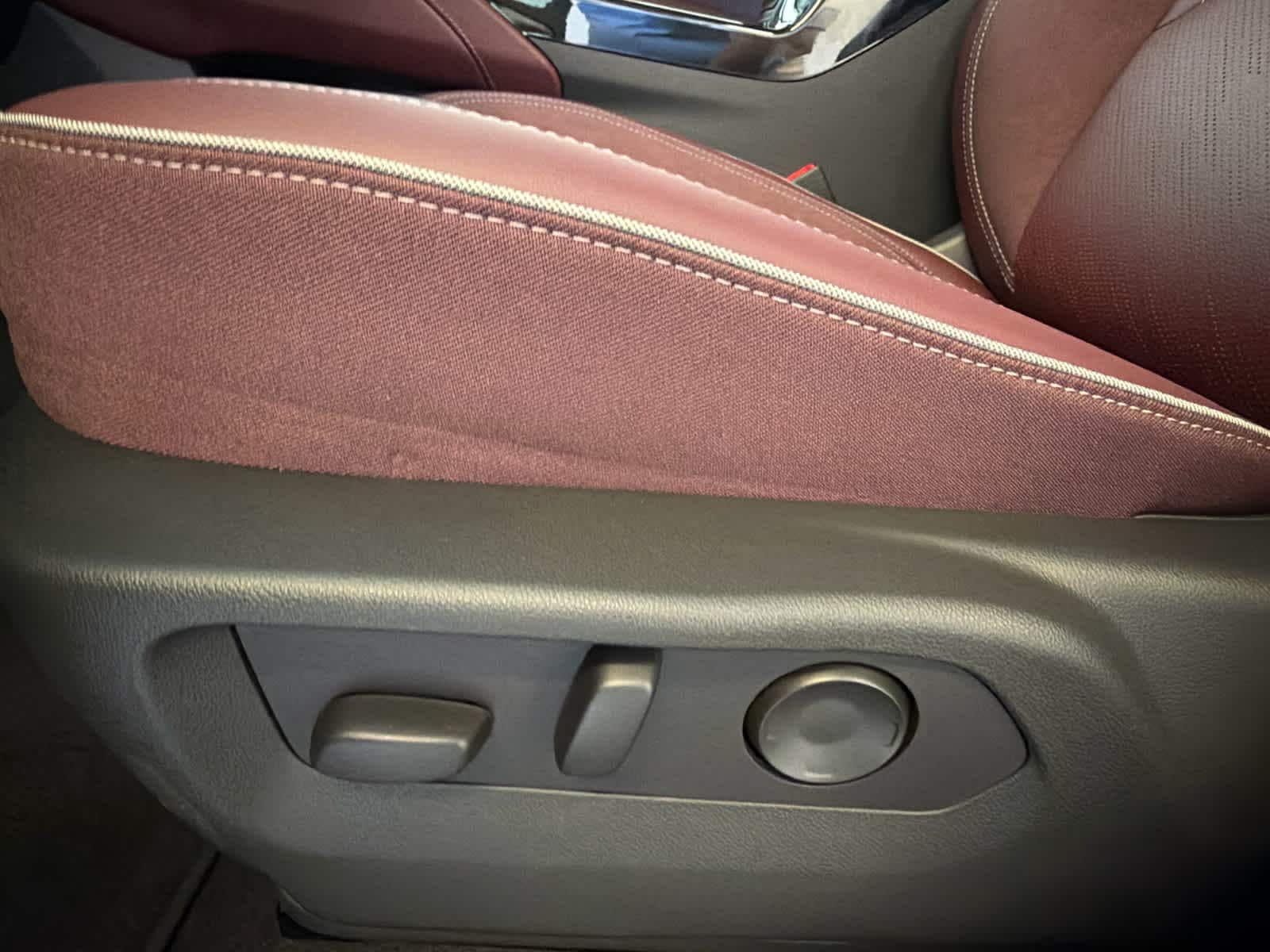 2026 Buick Envision Sport Touring - Photo 18