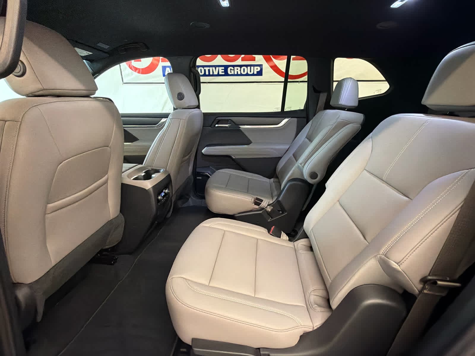 2027 GMC Acadia Elevation - Photo 19