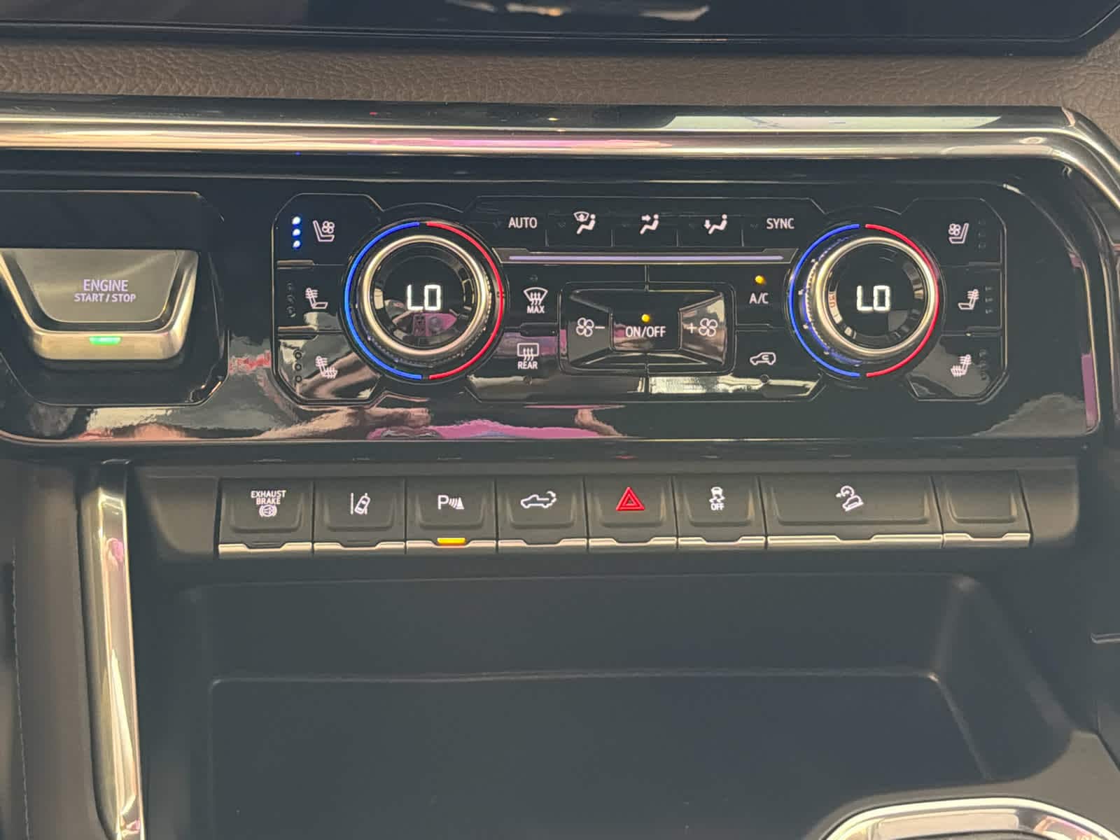 2026 GMC Sierra 2500HD Denali - Photo 47