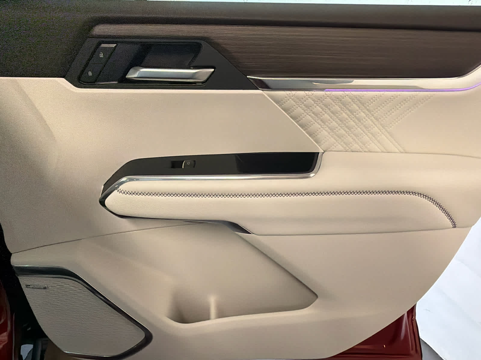 2026 GMC Acadia Denali - Photo 31