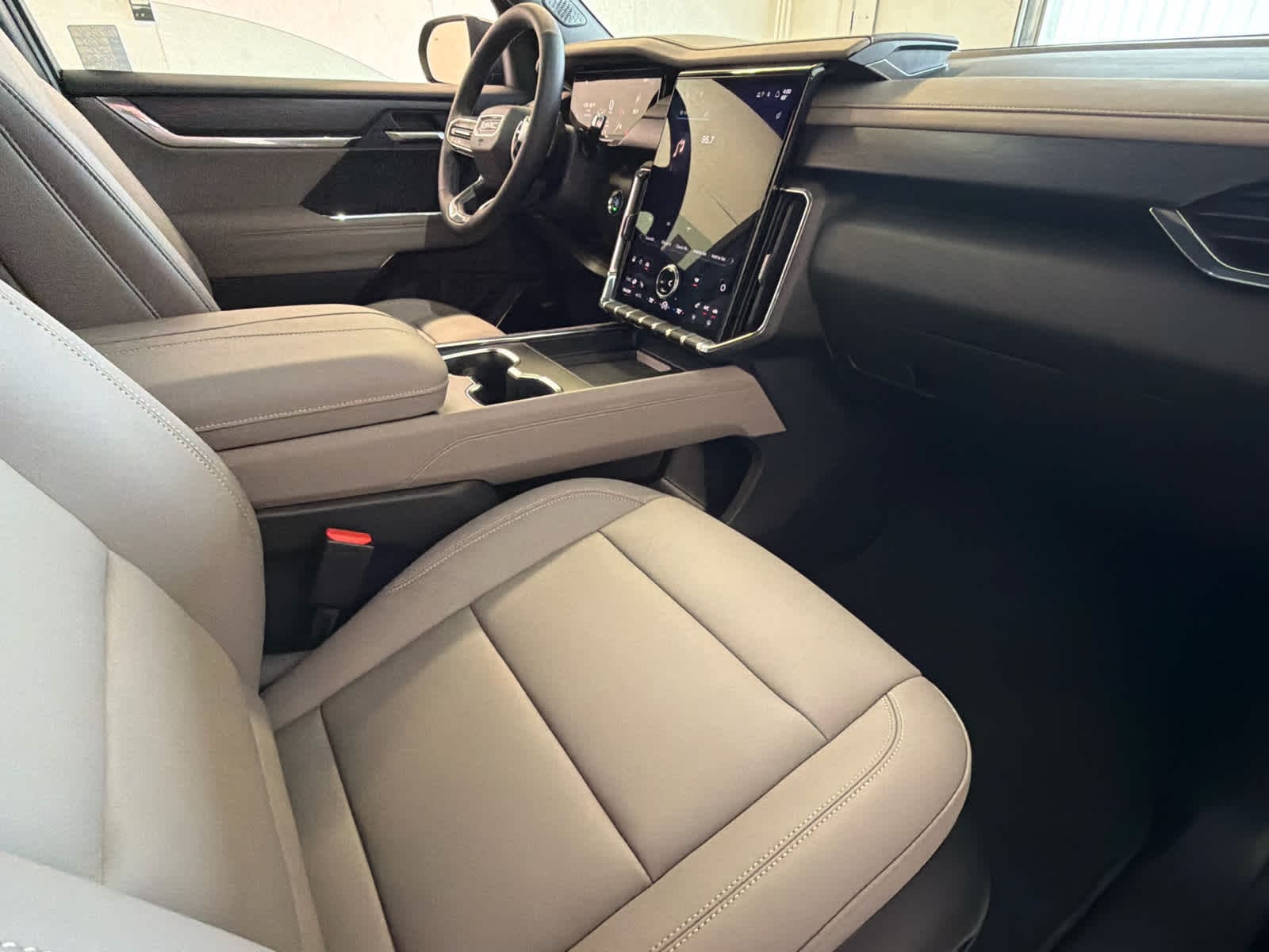 2027 GMC Acadia Elevation - Photo 27