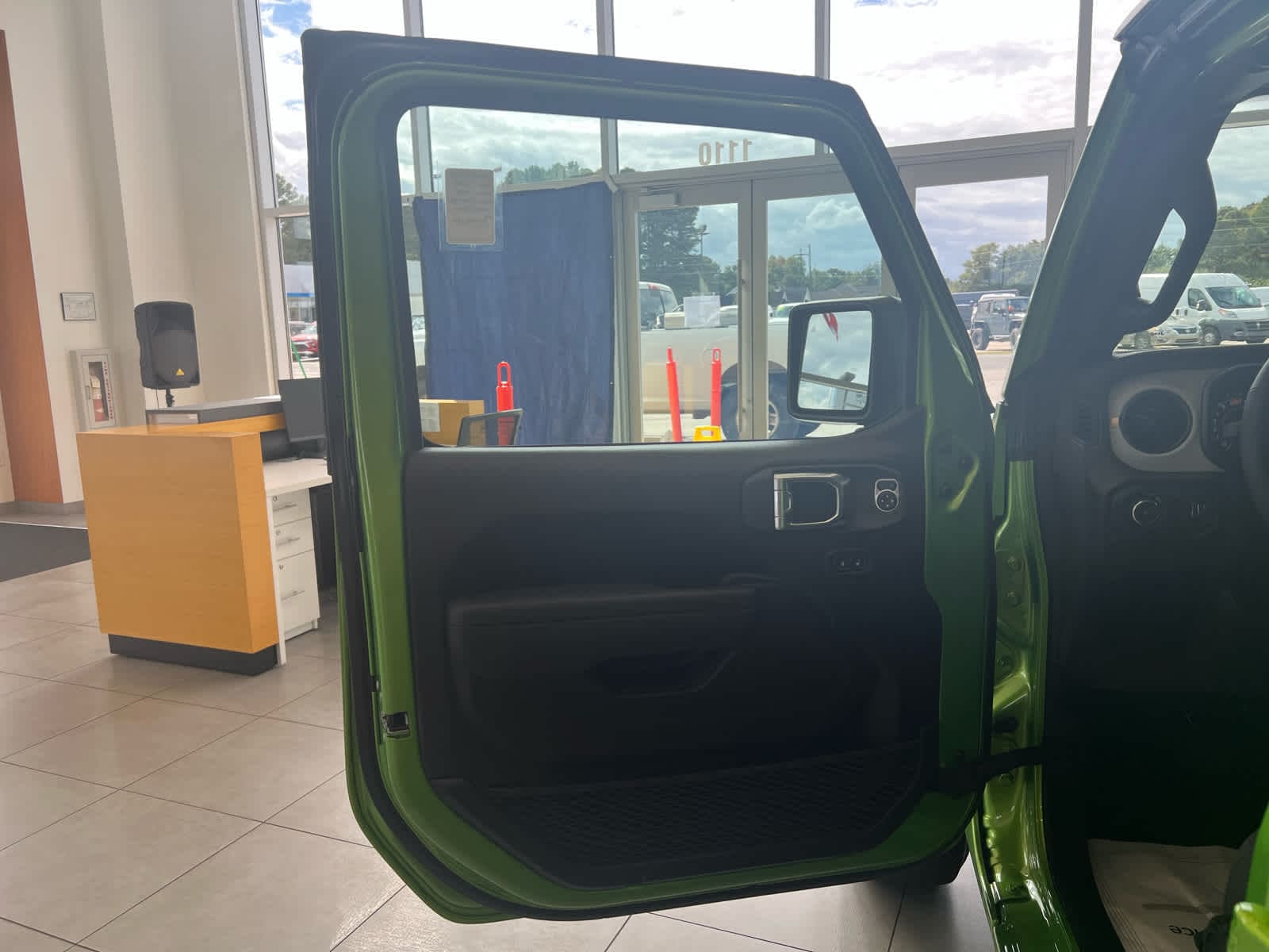2025 Jeep Wrangler 4-Door Sport S - Photo 17