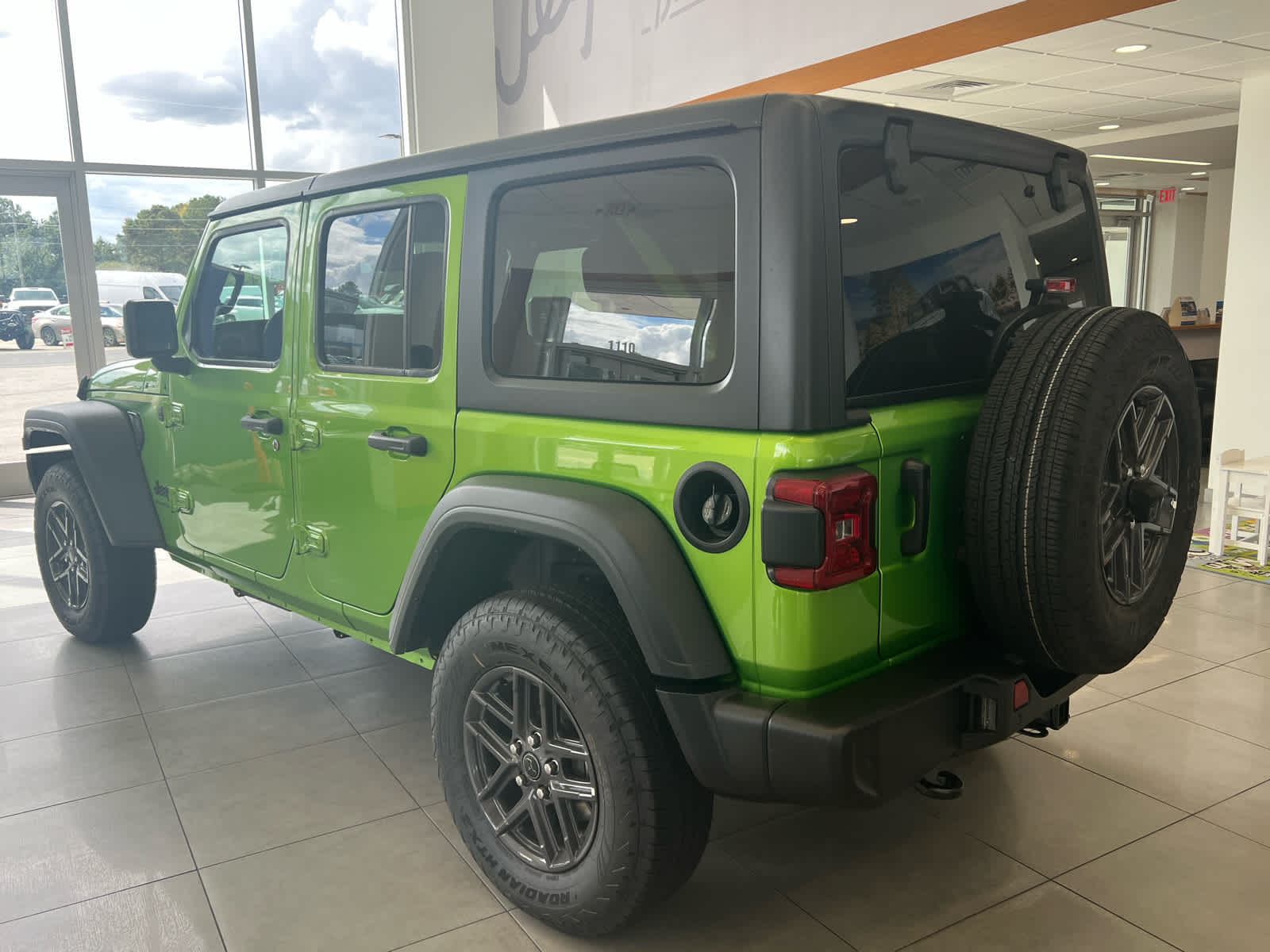 2025 Jeep Wrangler 4-Door Sport S - Photo 8