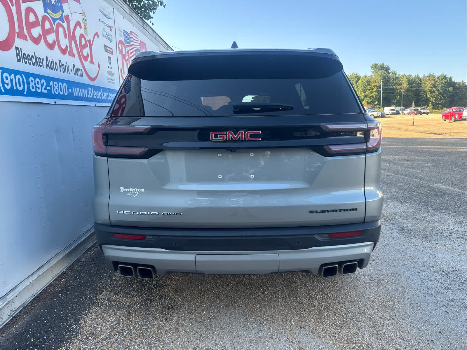 Used 2024 GMC Acadia Elevation SUV