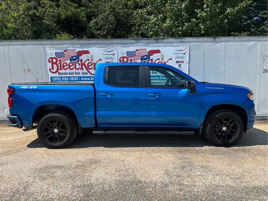 Used 2023 Chevrolet Silverado 1500 RST 4WD Crew Cab 147 Truck Crew Cab