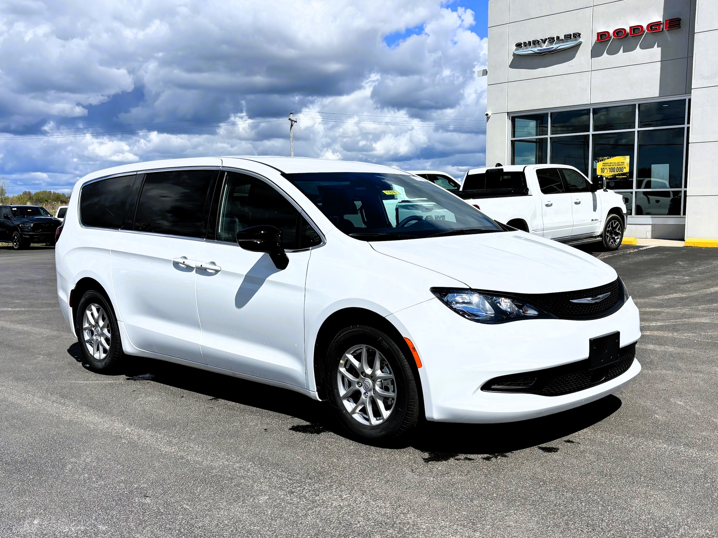 2026 Chrysler Voyager