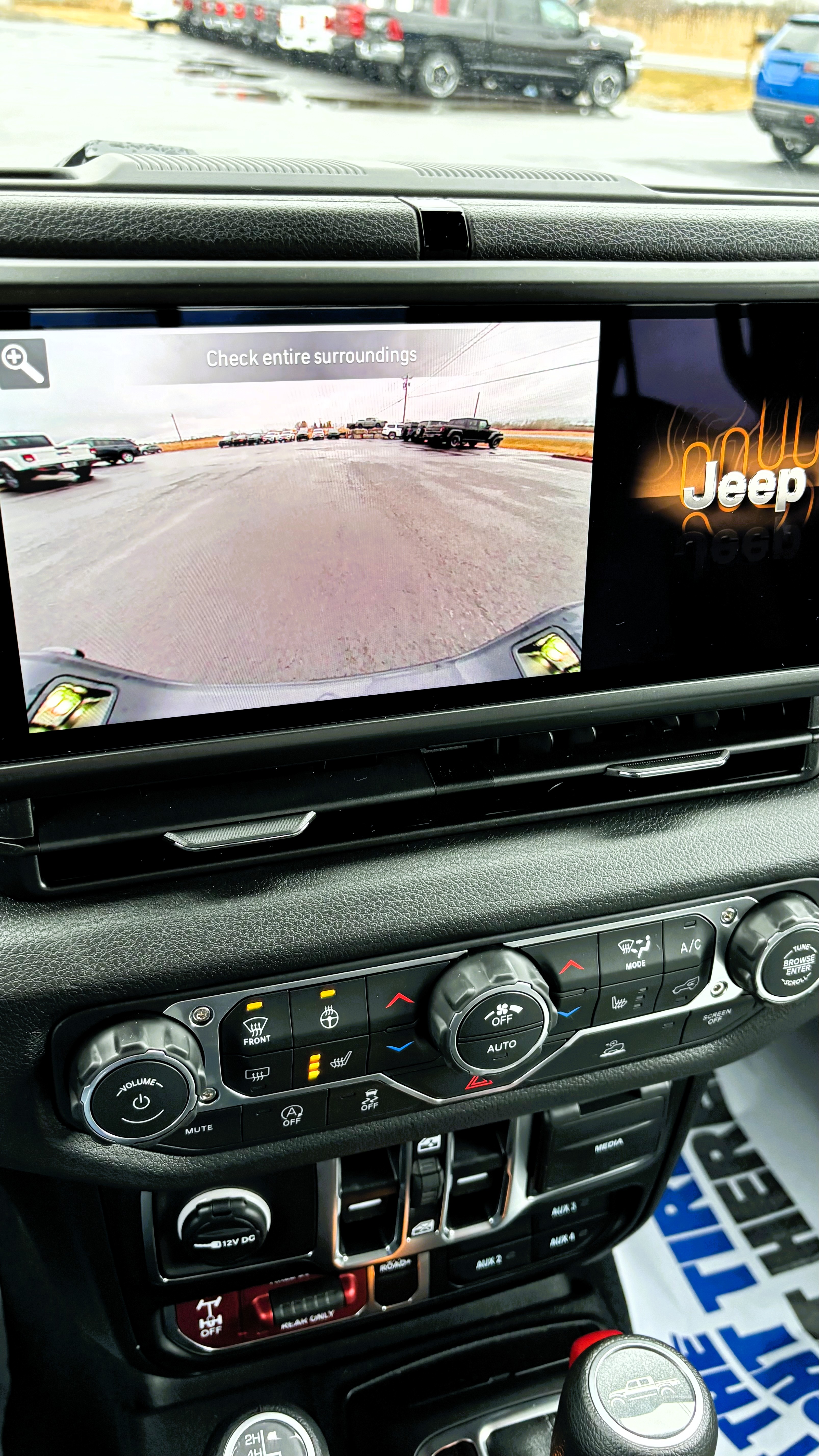 2026 Jeep Gladiator Willys - Photo 14