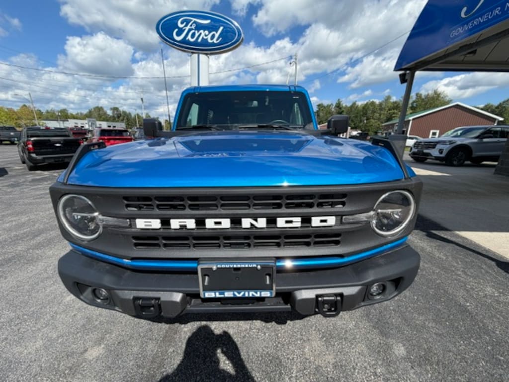 Used 2024 Ford Bronco Black Diamond SUV
