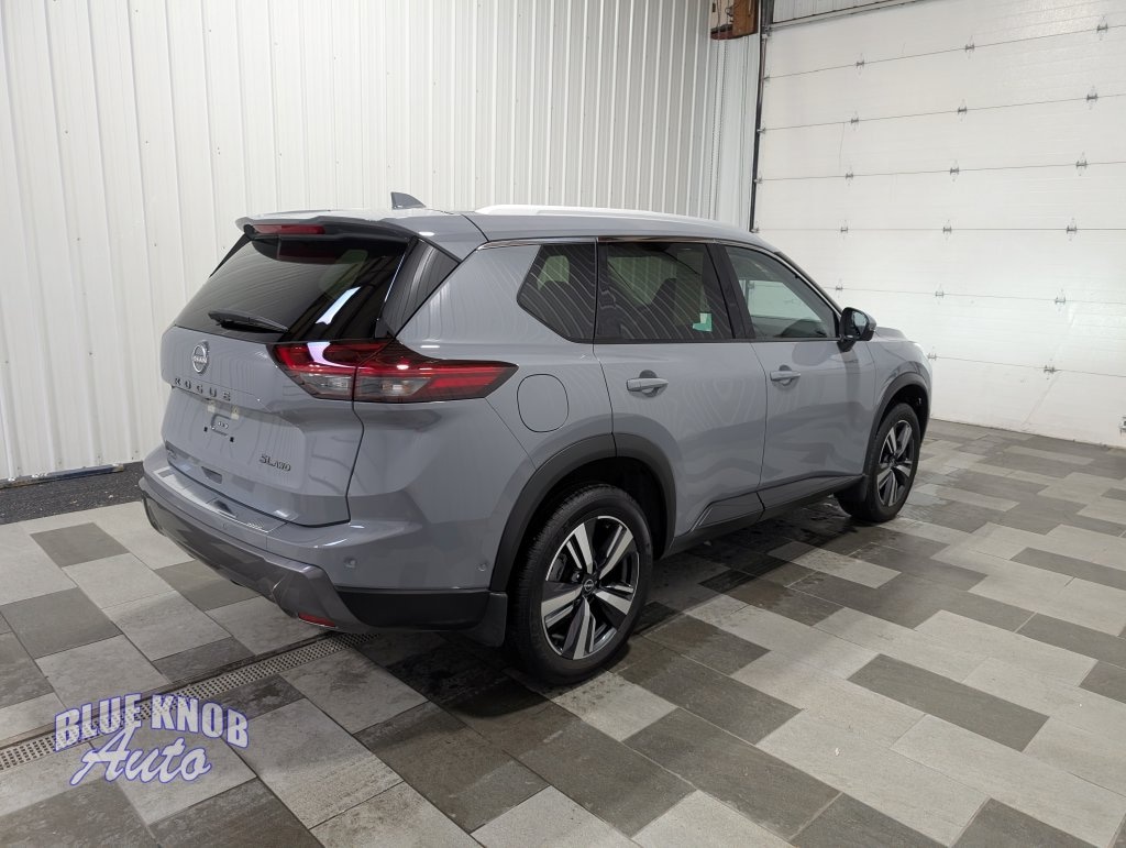 Used 2025 Nissan Rogue SL SUV