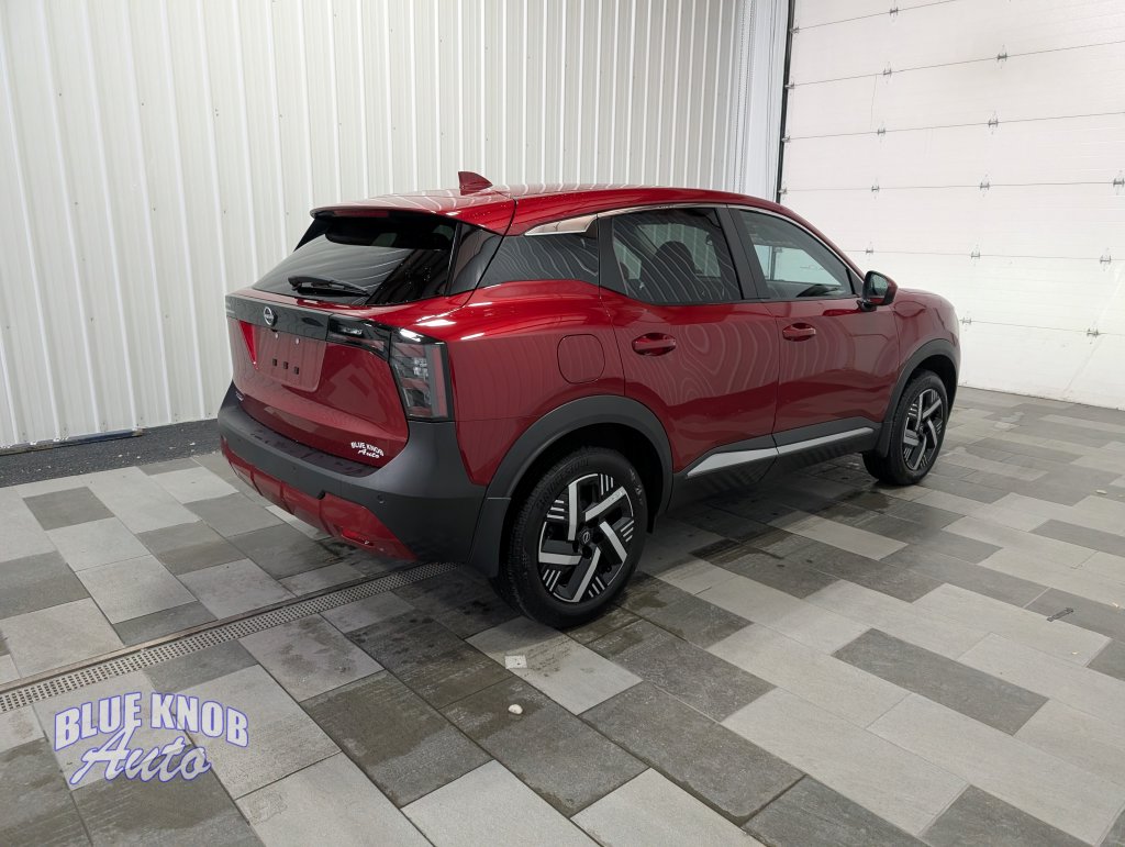 Used 2025 Nissan Kicks SV SUV