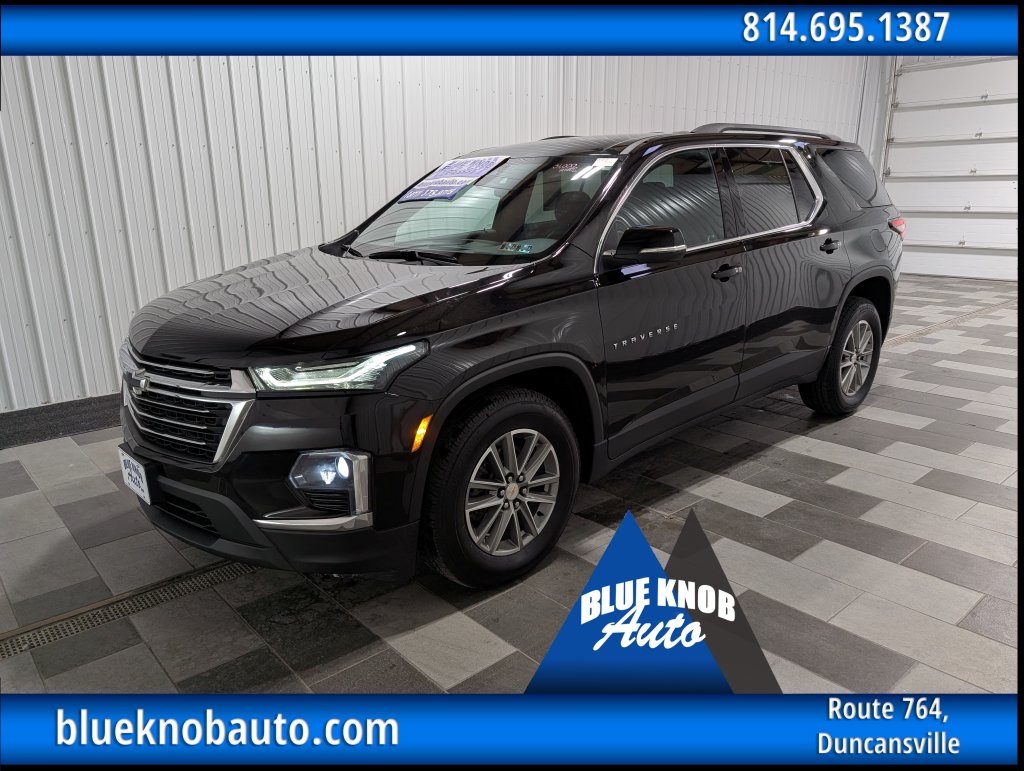 Used 2023 Chevrolet Traverse LT SUV