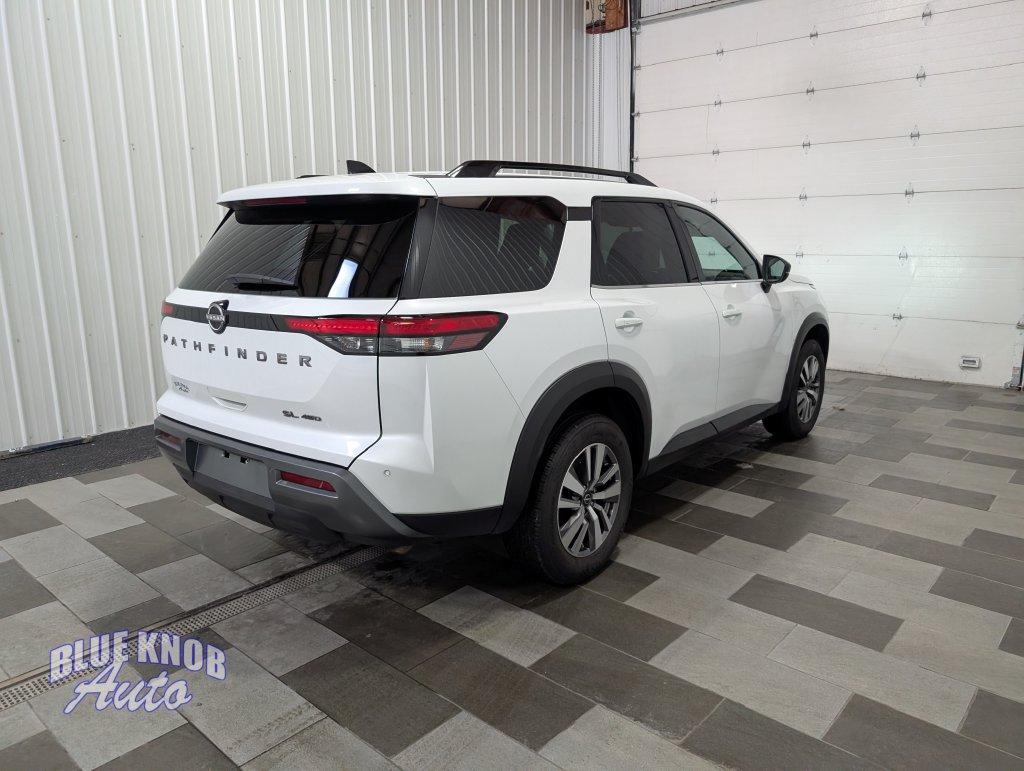 Used 2026 Nissan Pathfinder SL SUV
