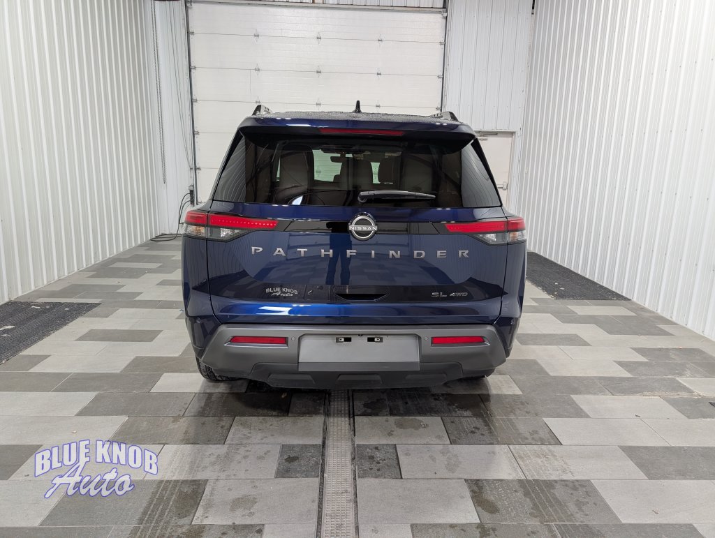 Used 2026 Nissan Pathfinder SL SUV