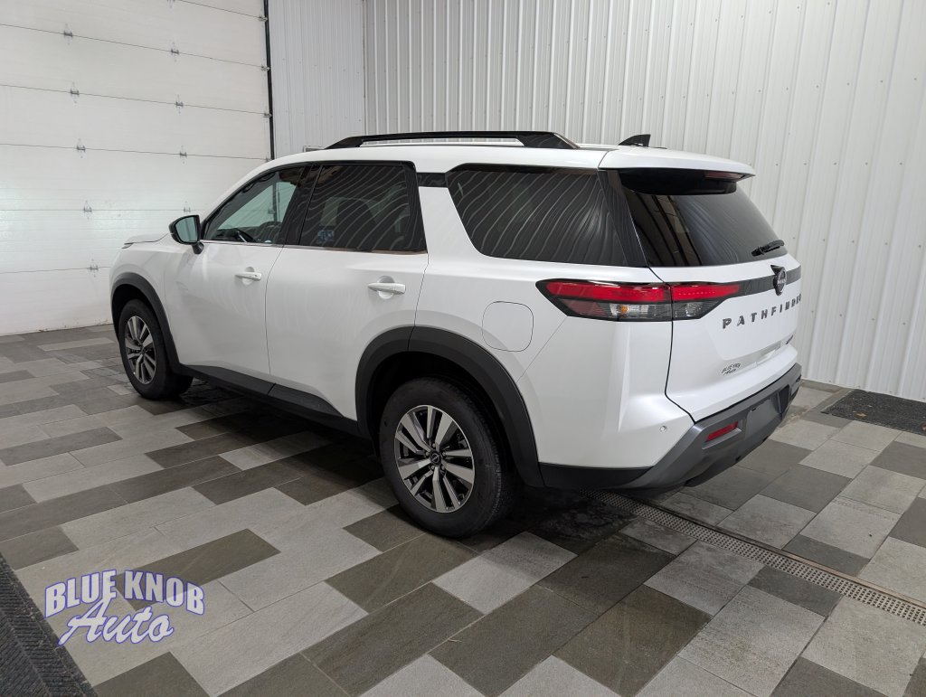 Used 2026 Nissan Pathfinder SL SUV