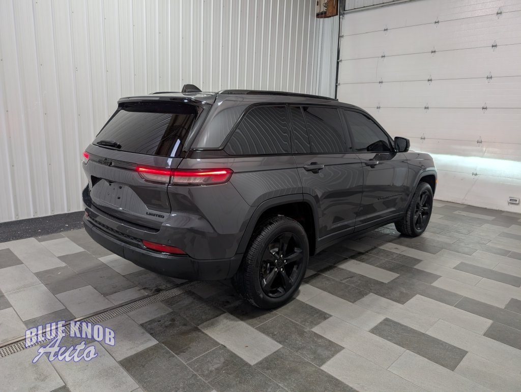Used 2023 Jeep Grand Cherokee Limited SUV