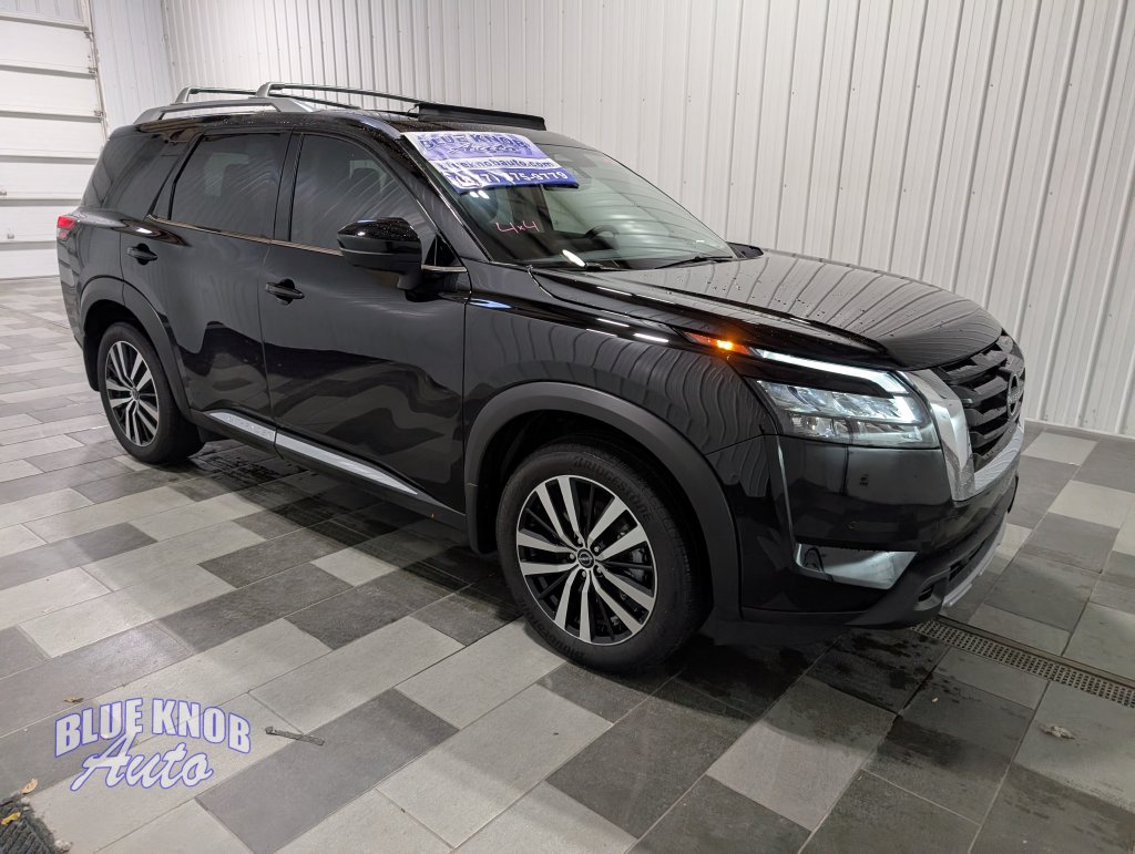 Used 2025 Nissan Pathfinder Platinum SUV