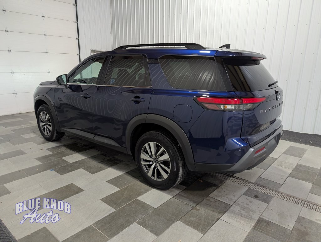 Used 2026 Nissan Pathfinder SL SUV