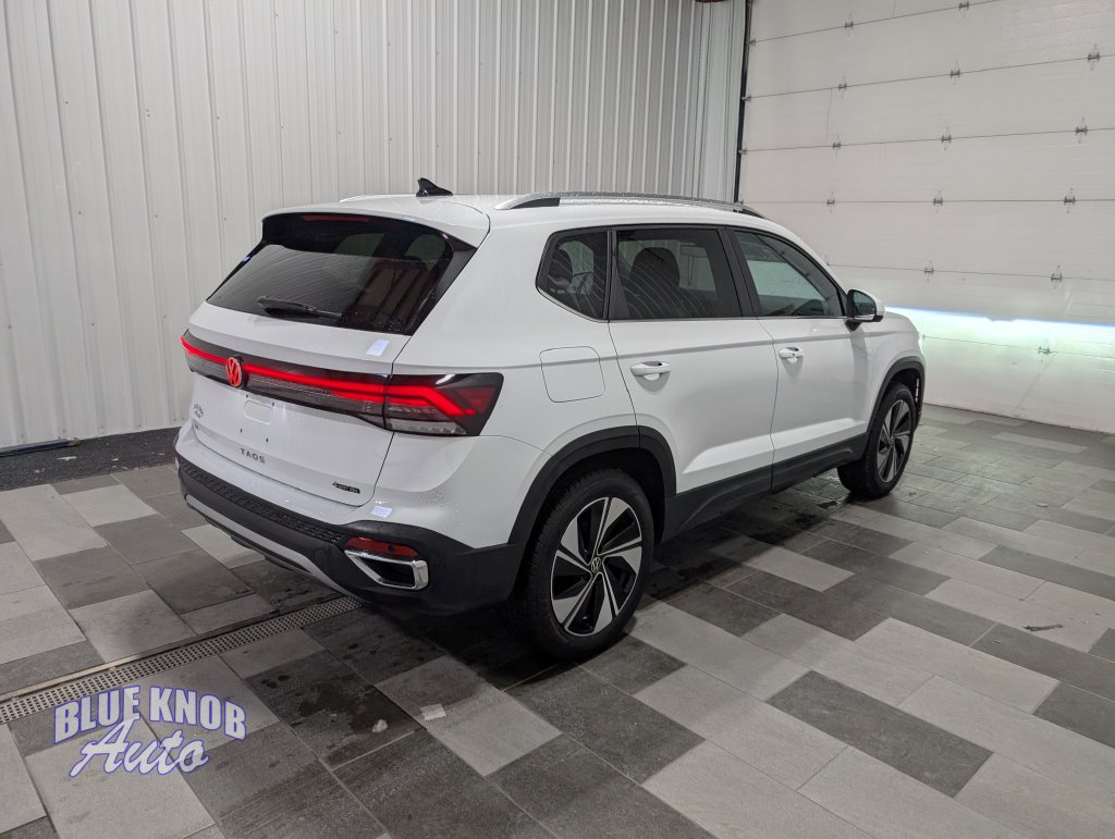 Used 2025 Volkswagen Taos 1.5T SE SUV