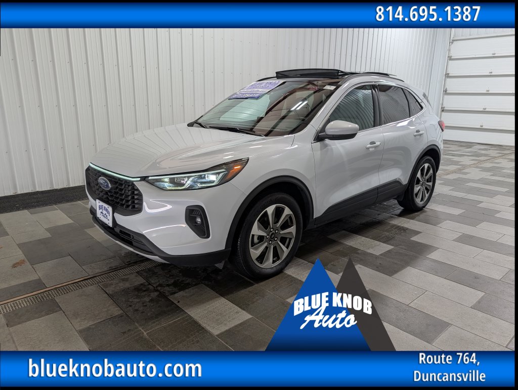 Used 2025 Ford Escape Platinum SUV