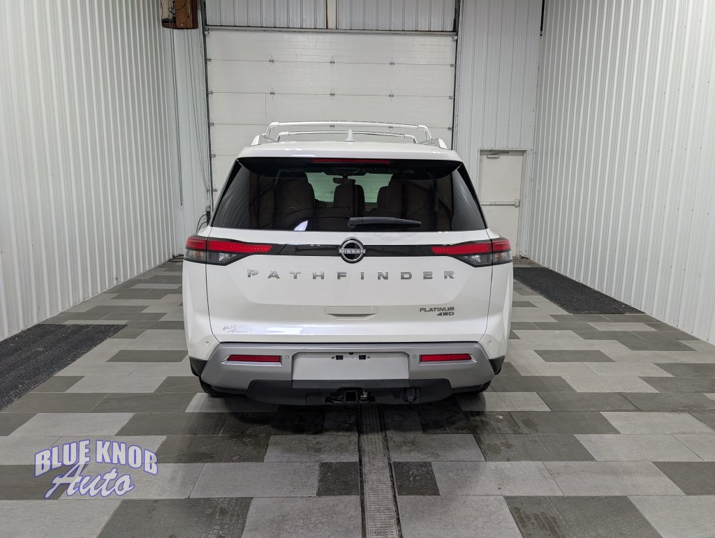 Used 2024 Nissan Pathfinder Platinum SUV