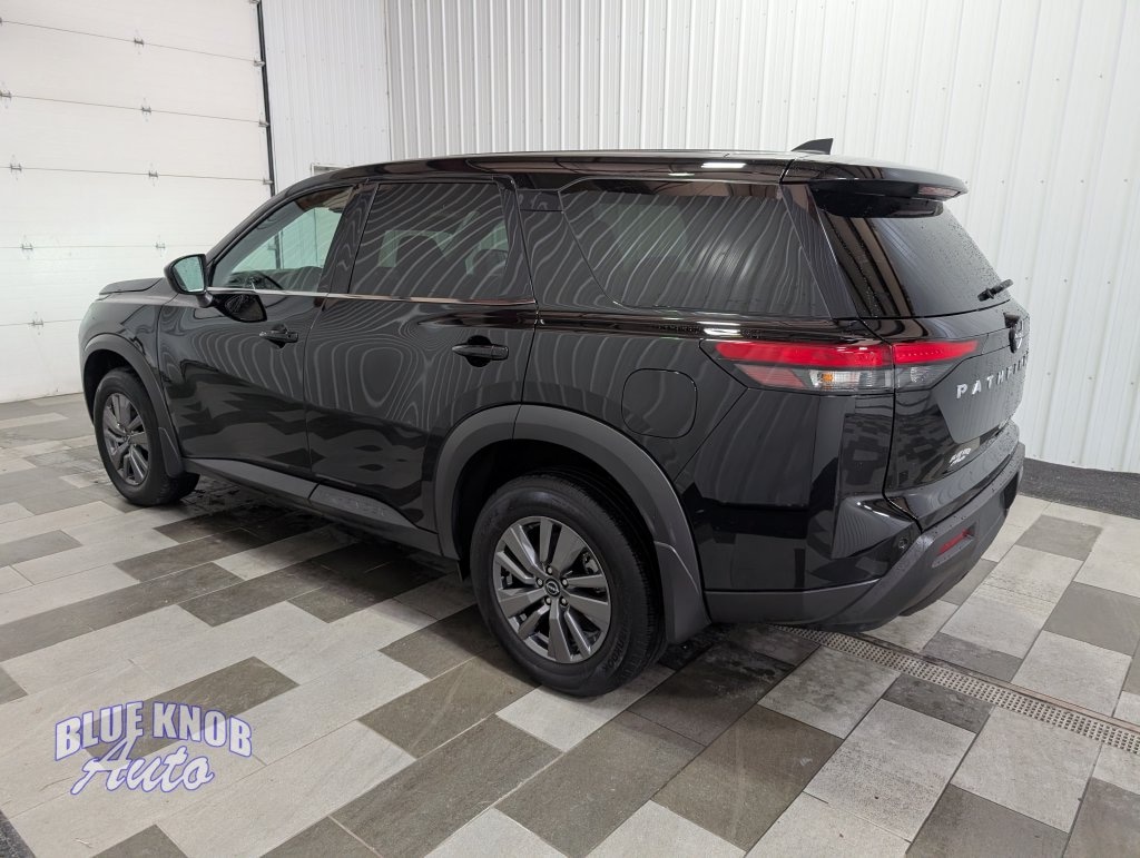 Used 2025 Nissan Pathfinder S SUV