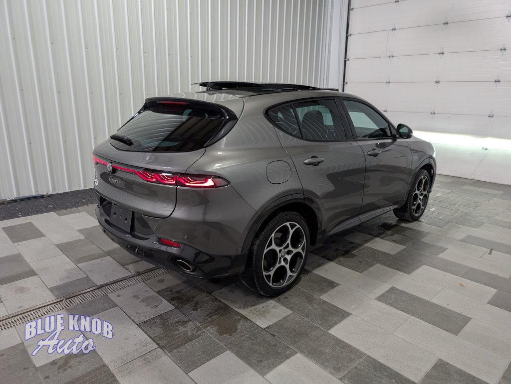 Used 2024 Alfa Romeo Tonale Veloce SUV