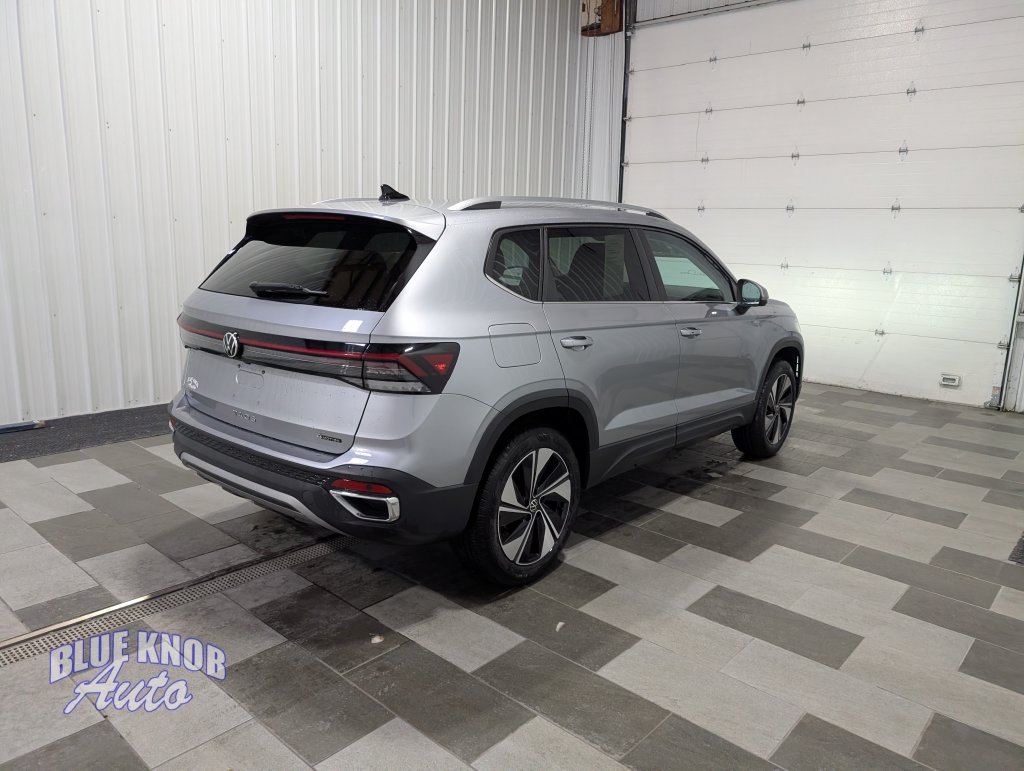 Used 2025 Volkswagen Taos 1.5T SE SUV