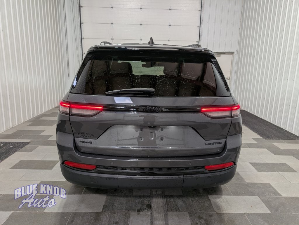 Used 2023 Jeep Grand Cherokee Limited SUV