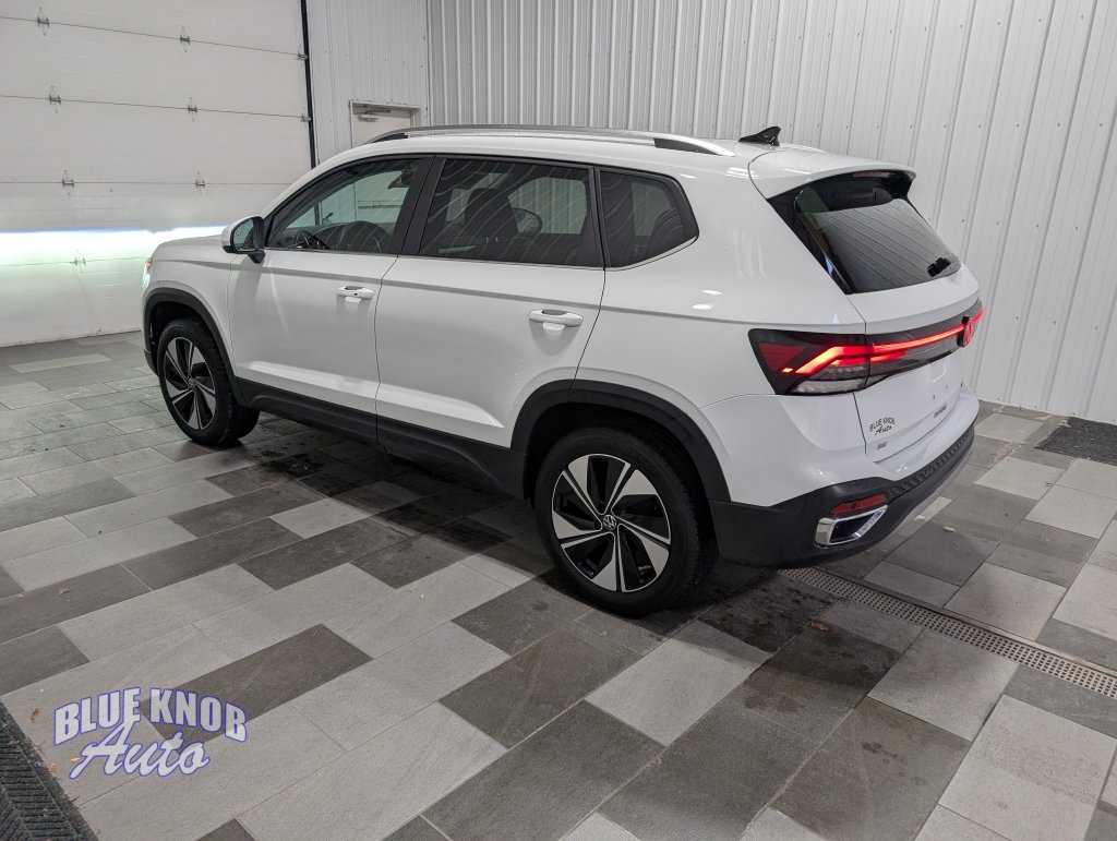 Used 2025 Volkswagen Taos 1.5T SE SUV