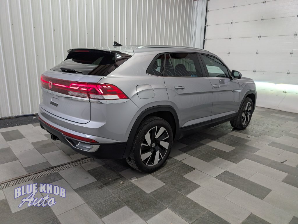 Used 2025 Volkswagen Atlas Cross Sport 2.0T SE w/Technology SUV