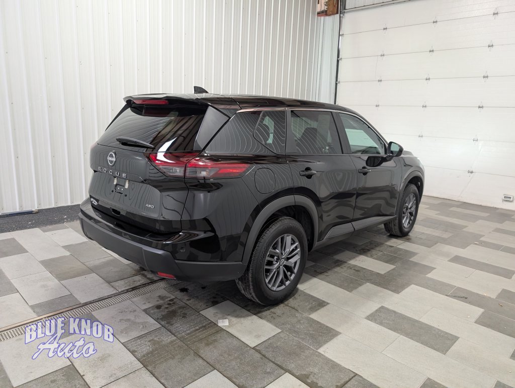 Used 2026 Nissan Rogue SV SUV