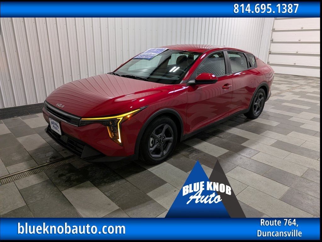 2026 Kia K4 LXS